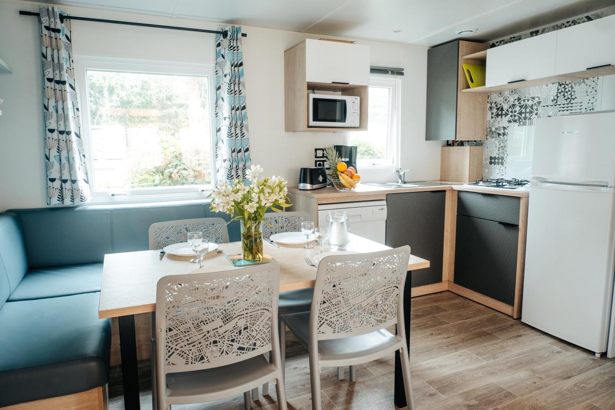 Mobil-Home Xxl 4 Chambres - Camping La Colline วีร์ตง ภายนอก รูปภาพ